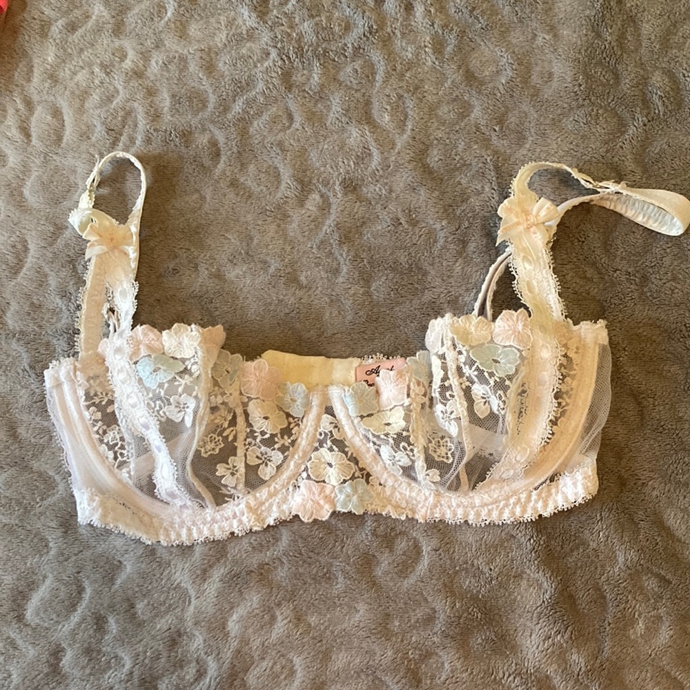 COPY - Agent Provocateur Petunia Bra 32D